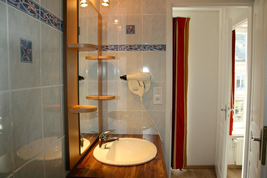 Residence Maison Blanche Plombières-les-Bains Eksteriør bilde