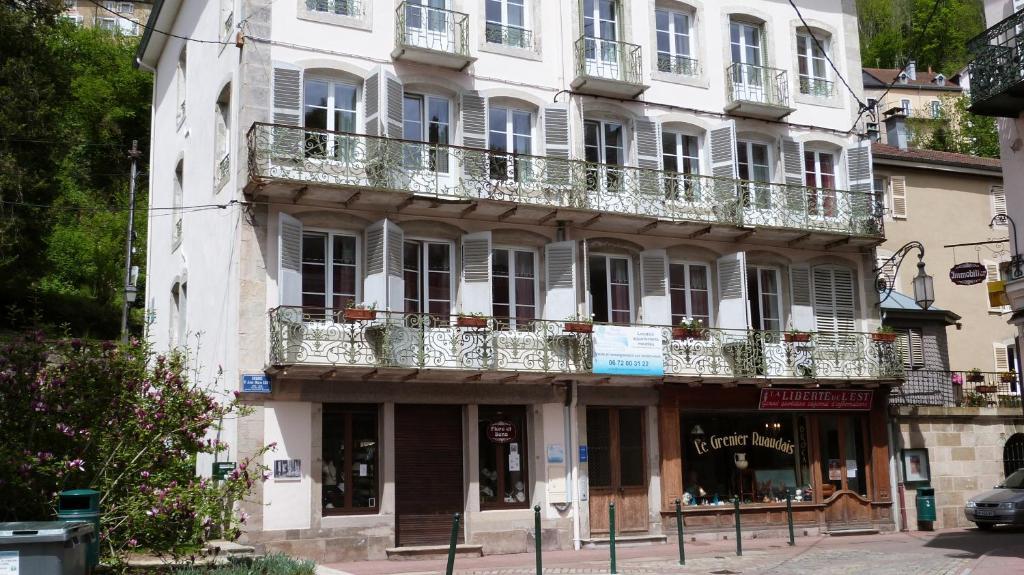 Residence Maison Blanche Plombières-les-Bains Eksteriør bilde